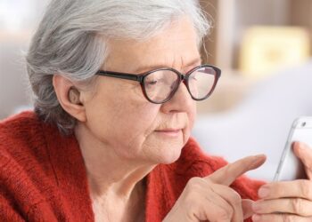 CENAJUPE-ONEVISION: Inician campaña gratuita de salud visual con pensionistas