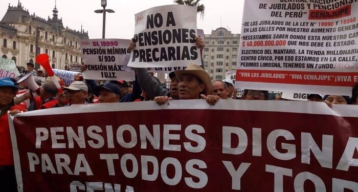 1° Mayo: Jubilados exigen aumento general de pensiones dignas y no propinas