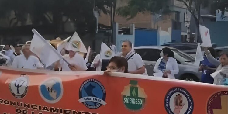 PADOMI alerta sobre riesgos en la salud y vida de pacientes adultos mayores